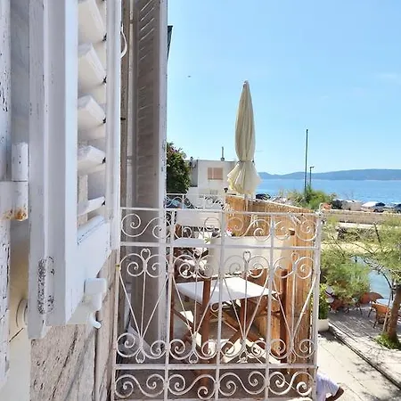 Pere S Mora Appartement *